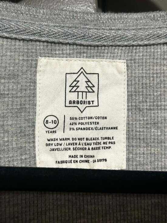 🇨🇦 Arborist Canada One-Piece Jumpsuit | Kids 8–10 | Super Soft & Cozy - Picture 3 of 4